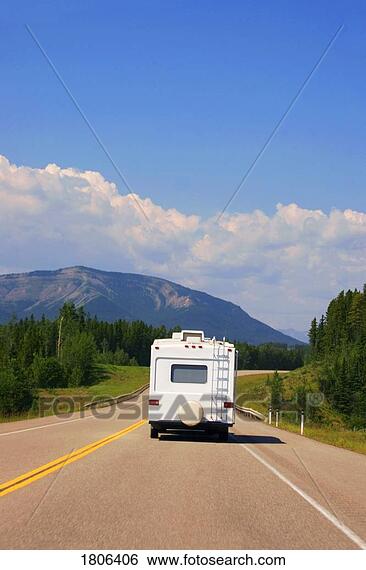 http://comps.fotosearch.com/bigcomps/DSN/DSN021/1806406.jpg