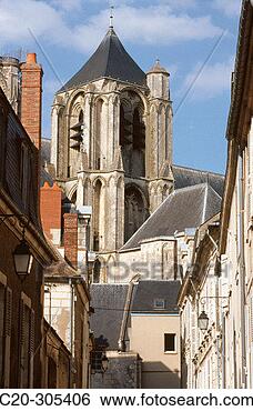 Stock Photo - saint-etienne 
cathedral bourges 
cher centre france. 
fotosearch - search 
stock photos, 
pictures, images, 
and photo clipart
