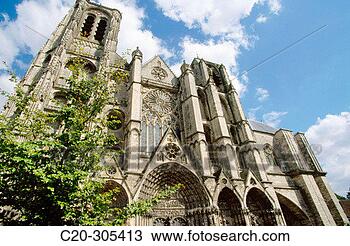 Stock Photo - saint-etienne 
cathedral bourges 
cher centre france. 
fotosearch - search 
stock photos, 
pictures, images, 
and photo clipart