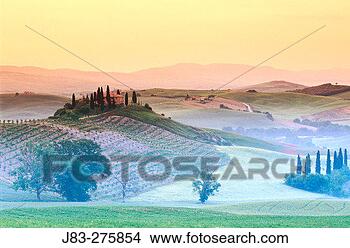 Stock Photo - san quirico d´orcia 
in val d´orcia 
tuscany italy. 
fotosearch - search 
stock photos, 
pictures, images, 
and photo clipart