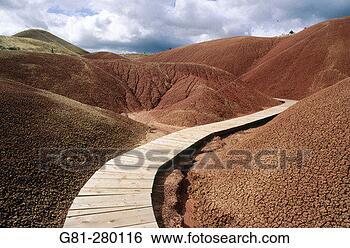 Stock Photo - john day fossil 
beds national 
monument oregon 
usa. fotosearch 
- search stock 
photos, pictures, 
images, and photo 
clipart