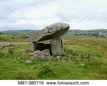 Stock Photo - kilclooney dolmen, 
donegal, ireland. 
fotosearch - search 
stock photos, 
pictures, images, 
and photo clipart