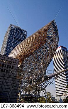 Stock Photo - frank gehry´s 
sculpture ´fish´ 
near the port 
of barcelona spain. 
fotosearch - search 
stock photos, 
pictures, images, 
and photo clipart