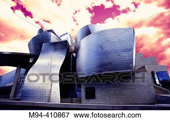 Picture - guggenheim museum, 
 designed by frank 
o gehry bilbao 
basque country. 
fotosearch - search 
stock photos, 
pictures, images, 
and photo clipart