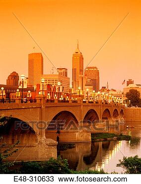 Stock Photo - downtown skyline 
and white river 
state park indianapolis 
indiana, usa. 
fotosearch - search 
stock photos, 
pictures, images, 
and photo clipart
