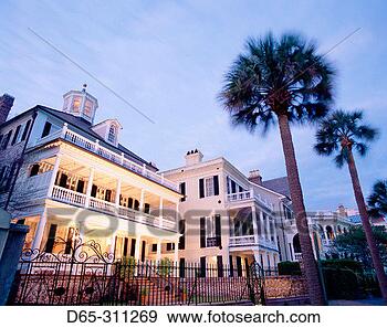 Stock Photograph - ante bellum houses 
at east battery 
at dusk charleston 
south carolina. 
fotosearch - search 
stock photos, 
pictures, images, 
and photo clipart