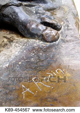 Picture - rodin´s signature 
on statue at the 
rodin museum, 
paris france. 
fotosearch - search 
stock photos, 
pictures, images, 
and photo clipart
