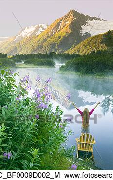 Hazır Fotoğraf - kadin,   gevşiyor, 
  makam,   boyunca, 
  sahil hatı, 
  gölcük. fotosearch 
- foto, resim, 
görüntü ve foto 
klipart ara