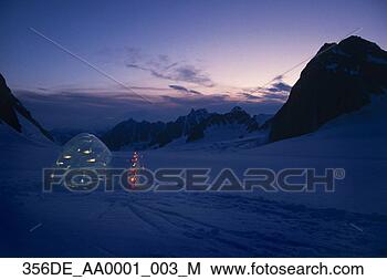 Banco de Imagem - alasca,   gama, 
  mtns,   igloo, 
  natal,   luzes, 
  alvorada,   
ak. fotosearch 
- busca de fotos, 
imagens e clipart