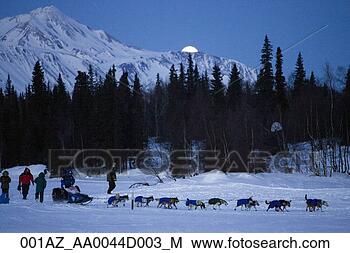 Stock Photo - jason barron checks 
in at the finger 
lake checkpoint 
as moon sets. 
fotosearch - search 
stock photos, 
pictures, images, 
and photo clipart