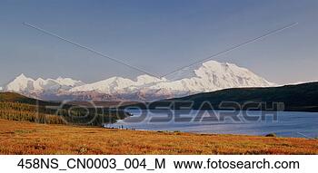 Banco de Imagem - mt,   mckinley, 
  maravilha,  
 lago,   denali, 
  natl,   parque. 
fotosearch - busca 
de fotos, imagens 
e clipart