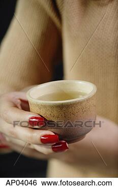 Hazır Fotoğraf - son,  yukariya, 
 womans,  eller, 
 stok,  çay,  
fincan. fotosearch 
- foto, resim, 
görüntü ve foto 
klipart ara