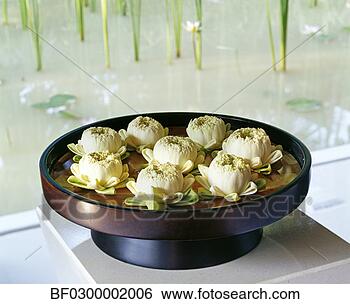 Stock Photo - well decorated 
food article is 
arranged on a 
round dish. fotosearch 
- search stock 
photos, pictures, 
images, and photo 
clipart