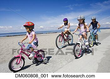 young-girls-riding_~DM060808_001.jpg
