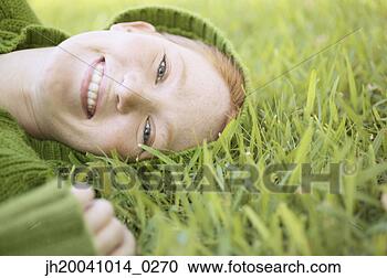 Arquivo de Fotografias - beleza,  pessoas. 
fotosearch - busca 
de fotos, imagens 
e clipart