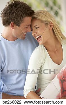 Banco de Imagem - mulher. fotosearch 
- busca de fotos, 
imagens e clipart