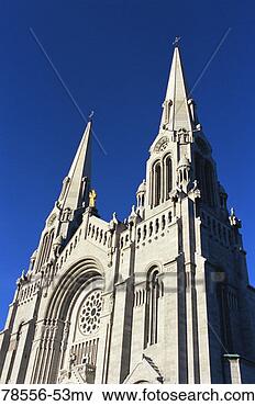 Picture - saint anne de 
beaupre basilica, 
quebec, canada. 
fotosearch - search 
stock photos, 
pictures, images, 
and photo clipart