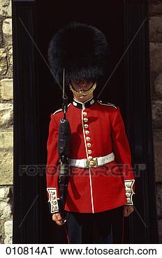 Stock Photo - a royal guardsman 
standing outside 
the tower of london, 
 london. fotosearch 
- search stock 
photos, pictures, 
images, and photo 
clipart