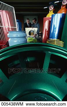 Banco de Imagem - pintado,  objetos, 
 men,  fundo. 
fotosearch - busca 
de fotos, imagens 
e clipart