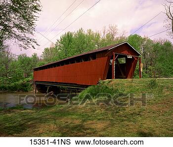 Stock Photo - red painted covered 
bridge, kahorne, 
indiana, usa. 
fotosearch - search 
stock photos, 
pictures, images, 
and photo clipart