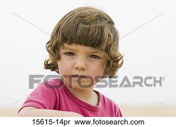 Banco de Imagem - menina,  ao ar 
livre. fotosearch 
- busca de fotos, 
imagens e clipart