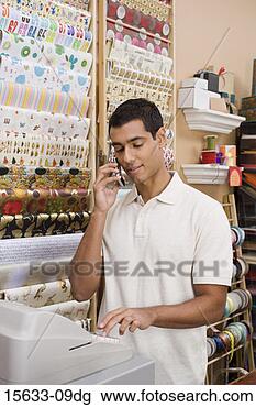 Banco de Imagem - caixa,  célula, 
 telefone. fotosearch 
- busca de fotos, 
imagens e clipart