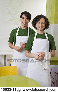 Banco de Imagem - sorrindo,  servidores, 
 café. fotosearch 
- busca de fotos, 
imagens e clipart
