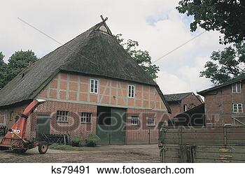 Stock Photography - brick and timber 
barn: marschlande 
winsen, germany. 
fotosearch - search 
stock photos, 
pictures, images, 
and photo clipart