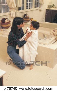 Stock Photography - mother drying 
off child after 
bath. fotosearch 
- search stock 
photos, pictures, 
images, and photo 
clipart