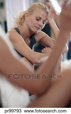 Hazır Fotoğraf - kadin,  jimnastik. 
fotosearch - foto, 
resim, görüntü 
ve foto klipart 
ara