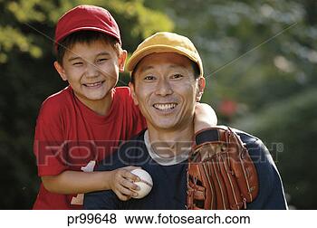 Banco de Imagem - pai,  retrato. 
fotosearch - busca 
de fotos, imagens 
e clipart