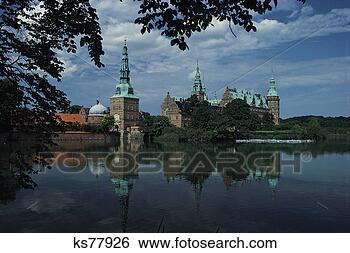 Stock Photo - frederiksborg 
castle, hillerod, 
denmark. fotosearch 
- search stock 
photos, pictures, 
images, and photo 
clipart