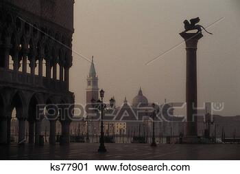 Stock Photography - st marks square, 
venice, italy. 
fotosearch - search 
stock photos, 
pictures, images, 
and photo clipart