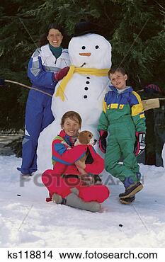 Stock Photo - family making 
snowman white 
mt national forest, 
jackson, nh. fotosearch 
- search stock 
photos, pictures, 
images, and photo 
clipart
