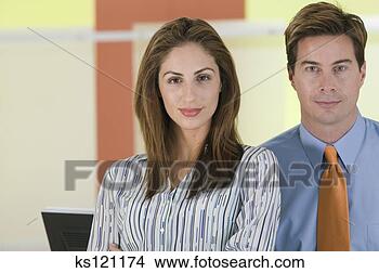 Banco de Imagem - negócio,  equipe, 
 retrato. fotosearch 
- busca de fotos, 
imagens e clipart