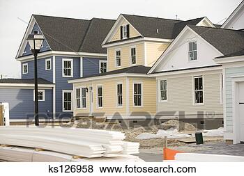 Banco de Imagem - novo,  casas, 
 construção,  
materiais. fotosearch 
- busca de fotos, 
imagens e clipart