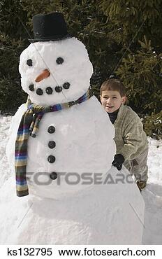 Banco de Imagem - sorrindo,  menino, 
 boneco neve. 
fotosearch - busca 
de fotos, imagens 
e clipart