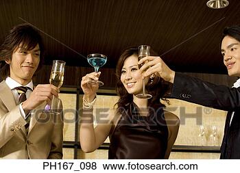 Banco de Imagem - dois,  men,  mulher, 
 relaxante,  barzinhos. 
fotosearch - busca 
de fotos, imagens 
e clipart