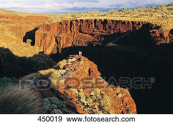Stock Photograph - oxers lookout, 
karijini national 
park, western 
australia. fotosearch 
- search stock 
photos, pictures, 
images, and photo 
clipart