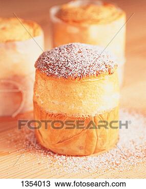 Stock Photo - sponge cakes with 
icing sugar. fotosearch 
- search stock 
photos, pictures, 
images, and photo 
clipart