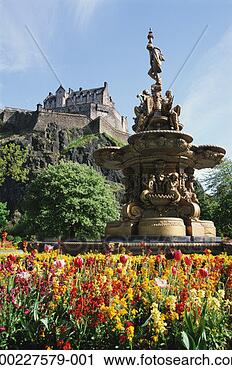 Stock Photography - scotland, edinburgh, 
castle by fountain 
in princes street 
gardens. fotosearch 
- search stock 
photos, pictures, 
images, and photo 
clipart