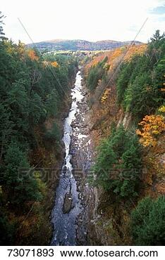 Stock Photo - 'autumn at queechee 
gorge, vt'. fotosearch 
- search stock 
photos, pictures, 
images, and photo 
clipart