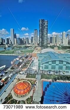 Stock Photograph - 'chicago skyline, 
chicago, illinois'. 
fotosearch - search 
stock photos, 
pictures, images, 
and photo clipart