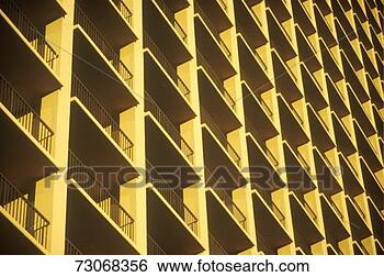 Stock Photo - 'exterior window 
patterns  of an 
office building, 
san antonio, tx'. 
fotosearch - search 
stock photos, 
pictures, images, 
and photo clipart