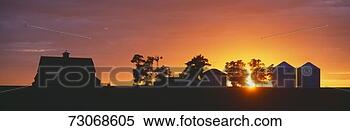 Stock Image - 'farm at sunset, 
south ritzville, 
route 261, se 
washington'. fotosearch 
- search stock 
photos, pictures, 
images, and photo 
clipart