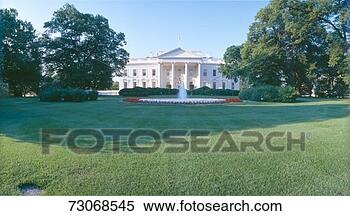 Stock Image - 'front lawn of 
the white house, 
washington dc'. 
fotosearch - search 
stock photos, 
pictures, images, 
and photo clipart