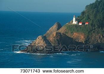 Stock Photo - heceta lighthouse 
on route 1 at 
the oregon coast. 
fotosearch - search 
stock photos, 
pictures, images, 
and photo clipart