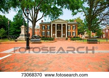 Stock Photography - 'historic district 
of  charlottesville, 
 virginia,  home 
of president. 
fotosearch - search 
stock photos, 
pictures, images, 
and photo clipart