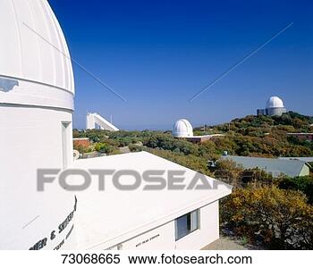 Stock Image - 'kitt peak national 
observatory, arizona'. 
fotosearch - search 
stock photos, 
pictures, images, 
and photo clipart