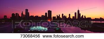 Stock Photo - 'panoramic view 
of navy pier and 
chicago skyline 
at sunset,  chicago. 
fotosearch - search 
stock photos, 
pictures, images, 
and photo clipart